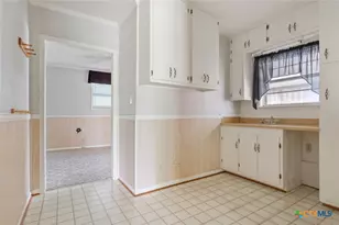 17941 Old 81, Troy, TX 76579 - Photo 27