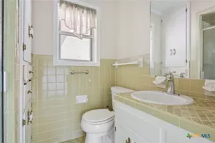 17941 Old 81, Troy, TX 76579 - Photo 17