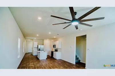 1548 Agave Cellar, New Braunfels, TX 78130 - Photo 3