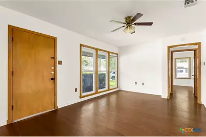 432 Romberg Street, Seguin, TX 78155 - Photo 3