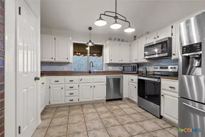 2723 Canyon Oaks Court, Temple, TX 76502 - Photo 9