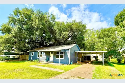307 S East Street, Edna, TX 77957 - Photo 3