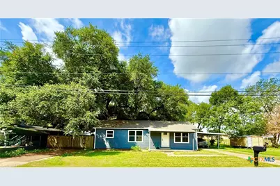 307 S East Street, Edna, TX 77957 - Photo 1