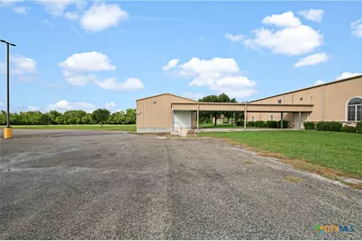 12116 Nursery Drive, Victoria, TX 77904 - Photo 43