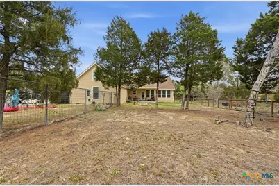 202 Cedar Hills Drive, Elgin, TX 78621 - Photo 29