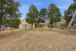 202 Cedar Hills Dr, Elgin, TX 78621 - Photo 29