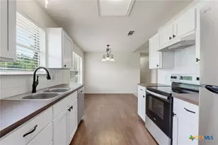 108 E Reagan Ave, Copperas Cove, TX 76522 - Photo 7