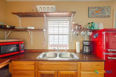 607 Tap Road, Port Lavaca, TX 77979 - Photo 15