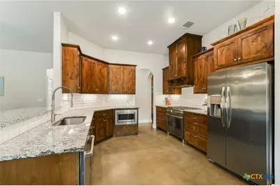 520 Murphy Drive, Bertram, TX 78605 - Photo 9