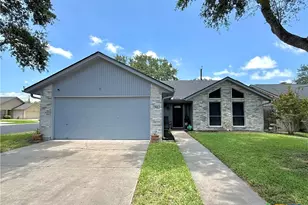 901 Taos Dr, Victoria, TX 77904 - Photo 1