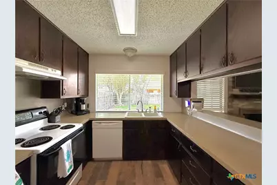 901 Taos Drive, Victoria, TX 77904 - Photo 13
