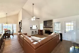 901 Taos Dr, Victoria, TX 77904 - Photo 9