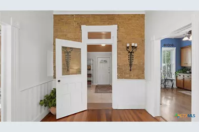 431 E Commerce Street, New Braunfels, TX 78130 - Photo 23