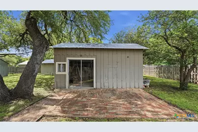 431 E Commerce Street, New Braunfels, TX 78130 - Photo 41