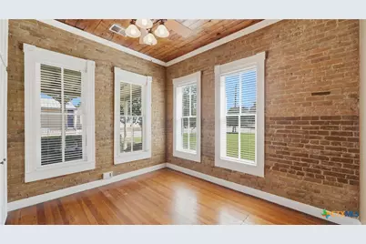 431 E Commerce Street, New Braunfels, TX 78130 - Photo 31