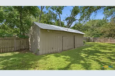 431 E Commerce Street, New Braunfels, TX 78130 - Photo 45