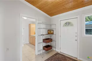431 E Commerce St, New Braunfels, TX 78130 - Photo 25