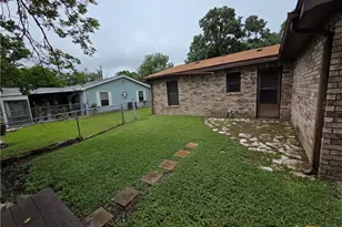 1301 W Mesquite St, Little River Academy, TX 76554 - Photo 37