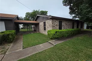 1301 W Mesquite St, Little River Academy, TX 76554 - Photo 3