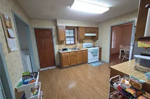 1301 W Mesquite St, Little River Academy, TX 76554 - Photo 11