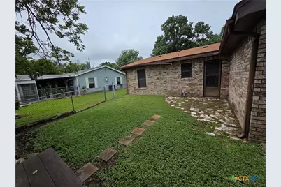 1301 W Mesquite Street, Little River-Academy, TX 76554 - Photo 37
