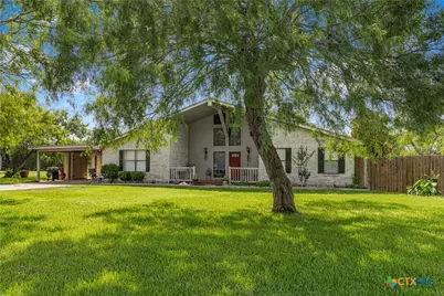 404 Cottonwood, Victoria, TX 77904 - Photo 3