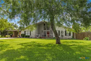 404 Cottonwood, Victoria, TX 77904 - Photo 3