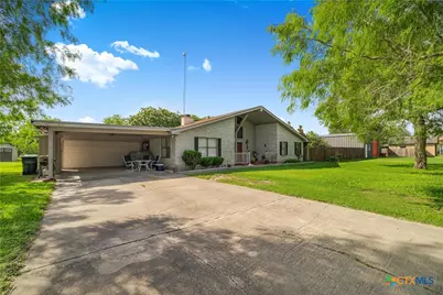 404 Cottonwood, Victoria, TX 77904 - Photo 5