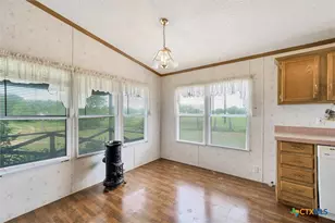 14858 Fm 1322, Luling, TX 78648 - Photo 17