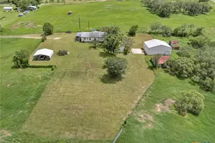 14858 Fm 1322, Luling, TX 78648 - Photo 39