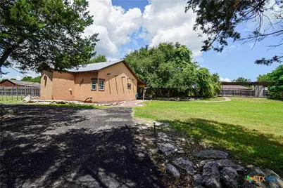 2114 Sparta Road, Belton, TX 76513 - Photo 11