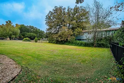 187 Royal George Circle, Mcqueeney, TX 78123 - Photo 3