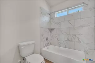 401 Dobson, Killeen, TX 76542 - Photo 17