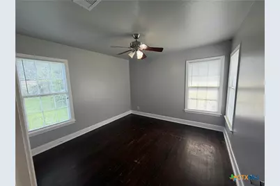 602 E Rosebud, Victoria, TX 77901 - Photo 9