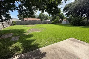 602 E Rosebud, Victoria, TX 77901 - Photo 13