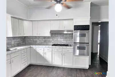 420 Willow Avenue #A, New Braunfels, TX 78130 - Photo 5