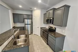 625 Gingham Trl, Troy, TX 76579 - Photo 7