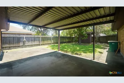 109 Oxford Street, Victoria, TX 77904 - Photo 13