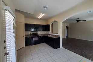 1536 Gateshead Dr, Seguin, TX 78155 - Photo 9