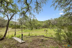 300 Bluff Rd, Spicewood, TX 78669 - Photo 35