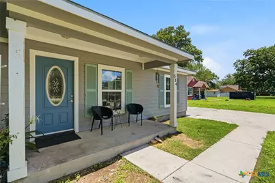 554 West Austin Street, Luling, TX 78648 - Photo 7