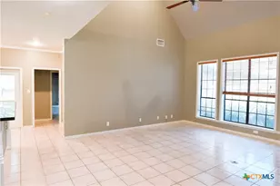 406 Woodway Dr, Victoria, TX 77904 - Photo 11