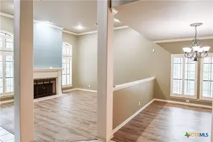 406 Woodway Dr, Victoria, TX 77904 - Photo 5