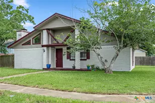 102 Sagemont Ave, Victoria, TX 77904 - Photo 3