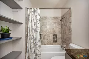102 Sagemont Ave, Victoria, TX 77904 - Photo 25