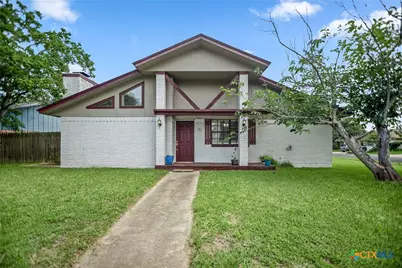 102 Sagemont Avenue, Victoria, TX 77904 - Photo 1