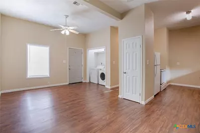 306 E Brazos A & B Street, Victoria, TX 77901 - Photo 7