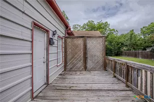 306 E Brazos A & B St, Victoria, TX 77901 - Photo 3