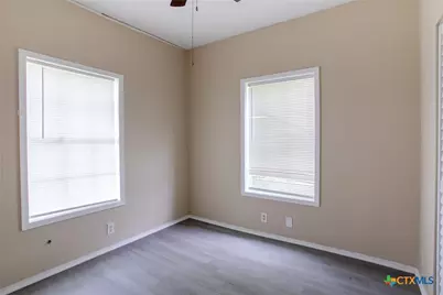 306 E Brazos A & B Street, Victoria, TX 77901 - Photo 15