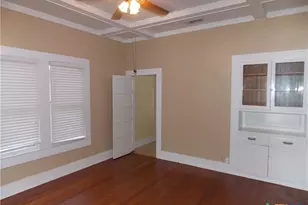 959 Lee St, New Braunfels, TX 78130 - Photo 3